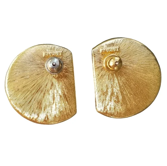 MONET VINTAGE CREAM ENAMEL & GOLDTONED SPIKE DISK EARRINGS - Picture 4 of 5